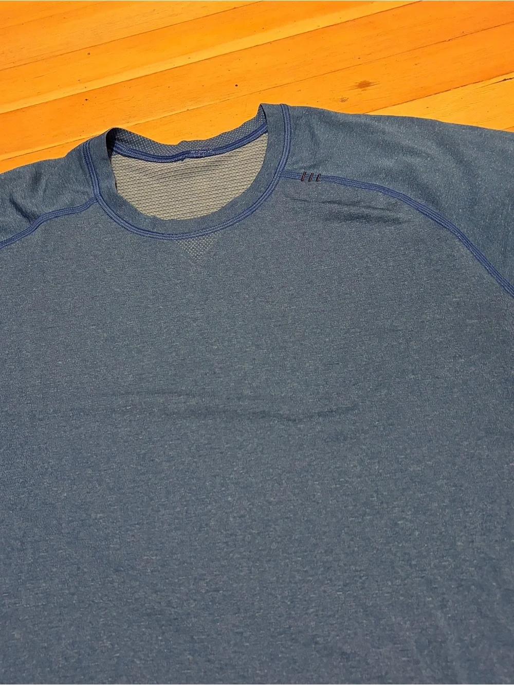 Lululemon Metal Vent Tech Shirt bright Blue gym Performance long sleeve